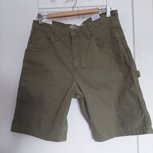 Wrangler Men's Cargo Shorts in Olive